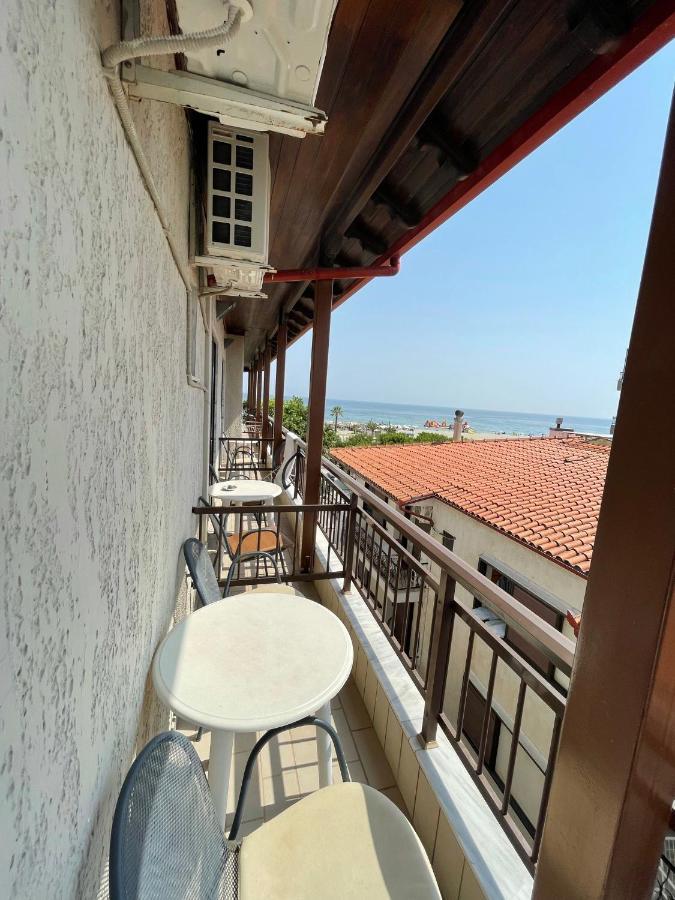 Hotel Afrodite نيوي بوروي المظهر الخارجي الصورة