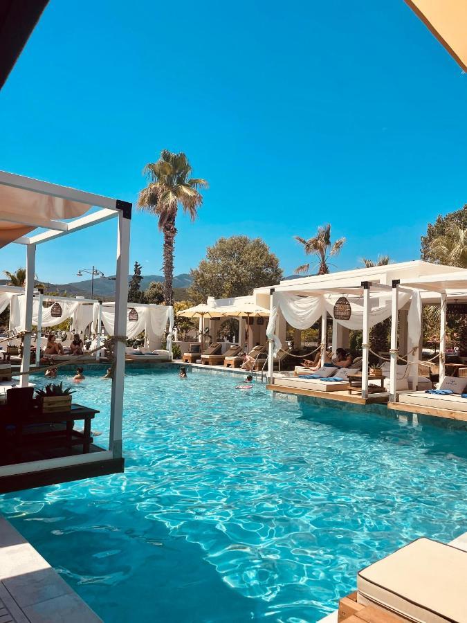 Hotel Afrodite نيوي بوروي المظهر الخارجي الصورة
