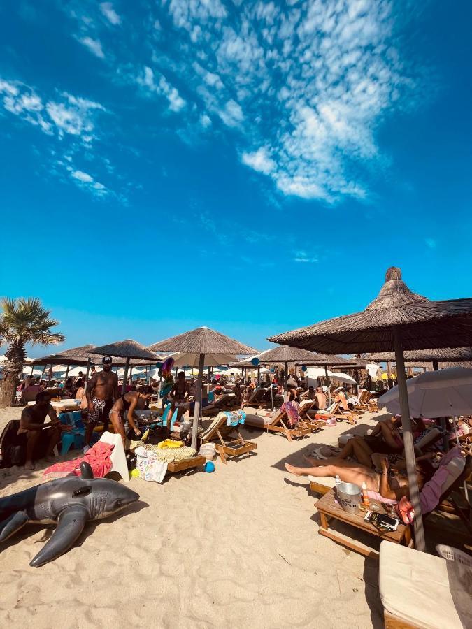 Hotel Afrodite نيوي بوروي المظهر الخارجي الصورة