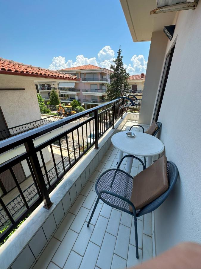 Hotel Afrodite نيوي بوروي المظهر الخارجي الصورة