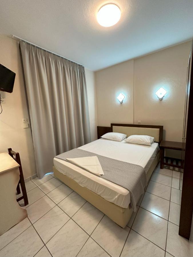 Hotel Afrodite نيوي بوروي المظهر الخارجي الصورة