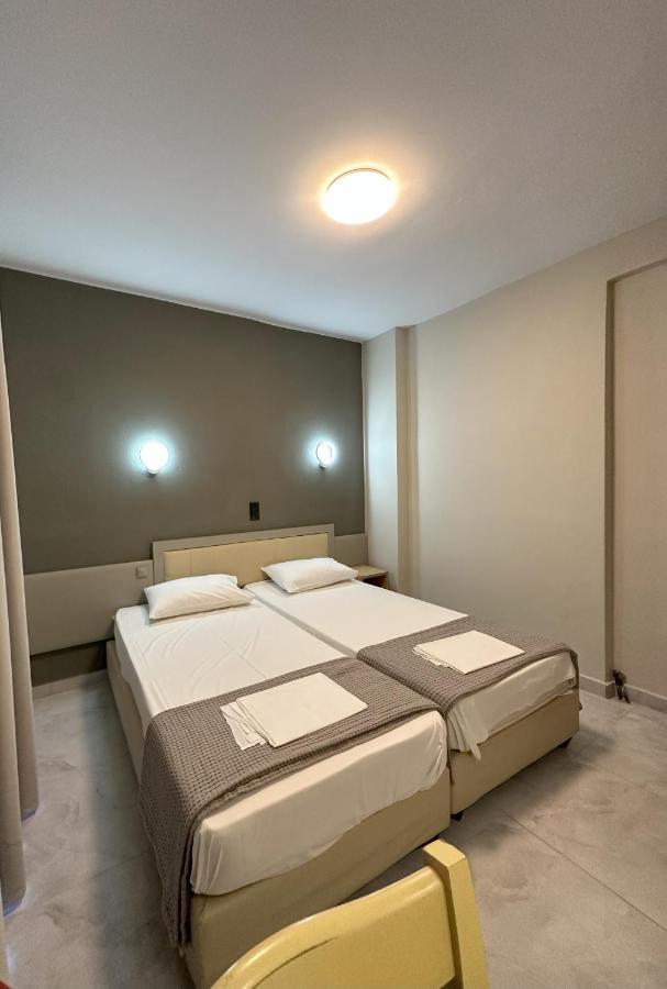 Hotel Afrodite نيوي بوروي المظهر الخارجي الصورة